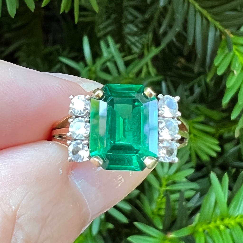 Vintage 18k Yellow Gold Emerald Cut Green Spinel Ring Engagement Designer Stamp